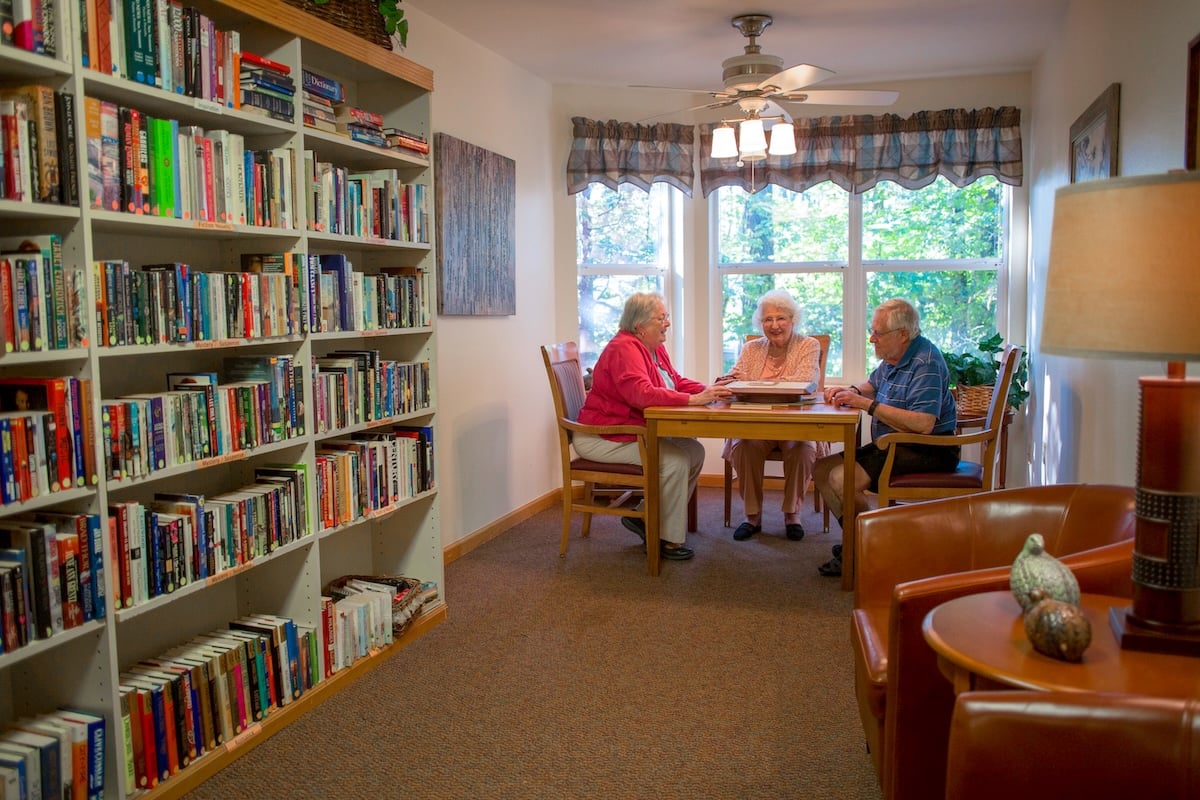 The Springs at Beaverton comfortable senior assisted living and memory care like home