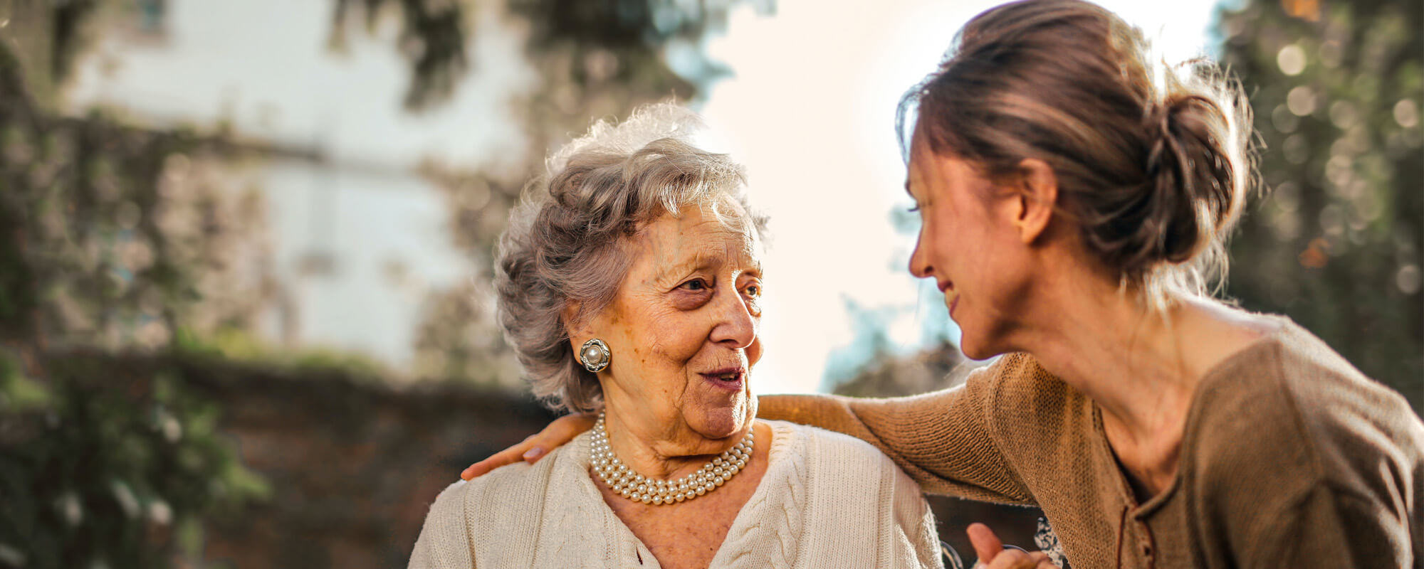 Header_pexels-andrea-piacquadio-3768131_Resized