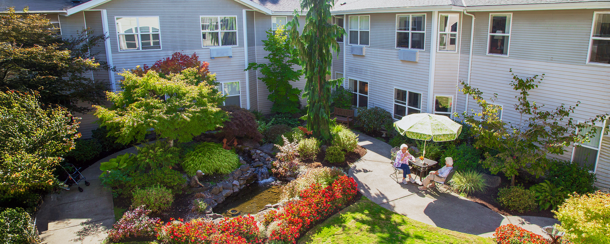 Murrayhill_courtyard_2_2000x800