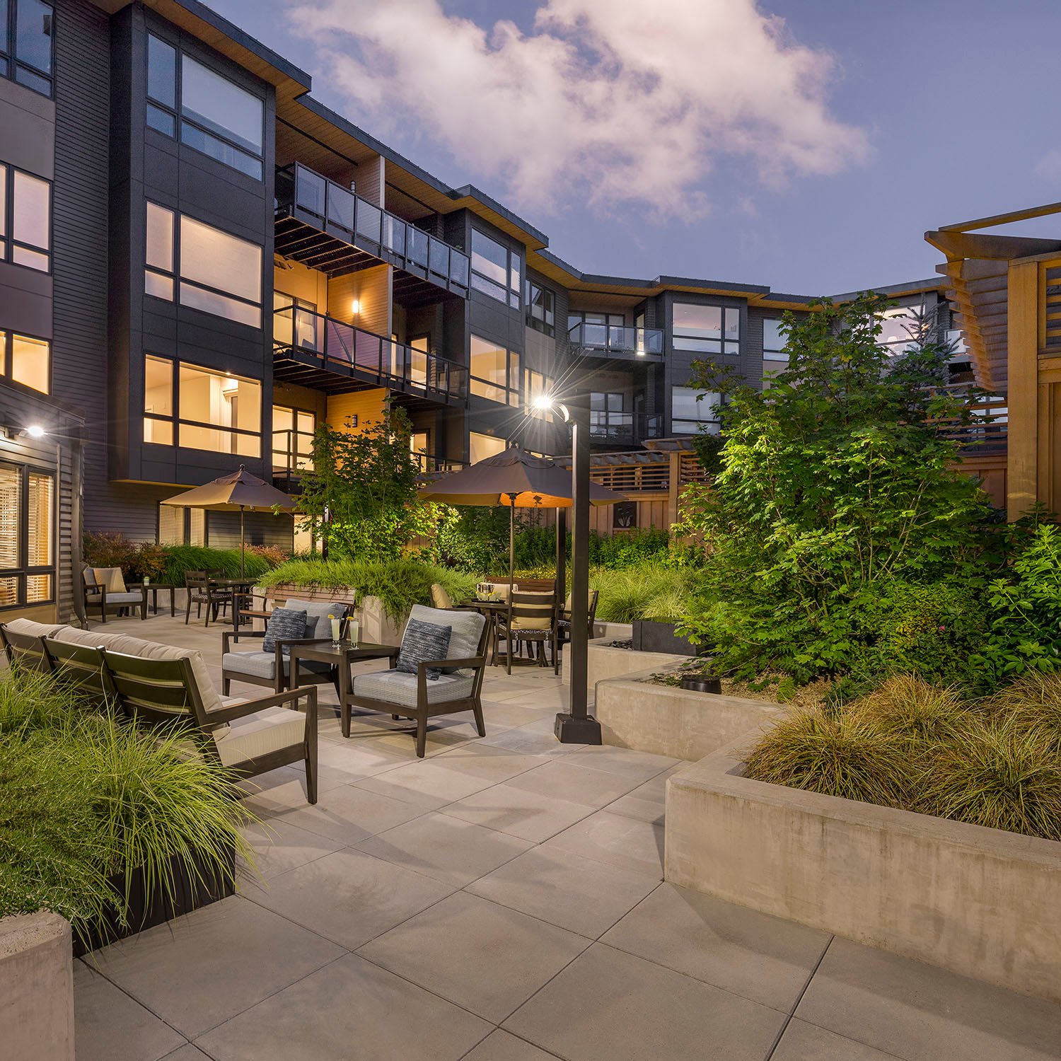 SLK_2020_Papazian_Building_Exterior_6619 web