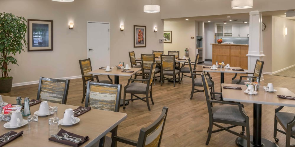 Assisted living dining area at The Springs at Clackamas Woods in Milwaukie, Oregon